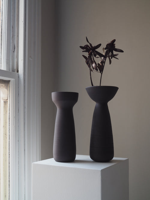 Black Vase ver.1, ver.2