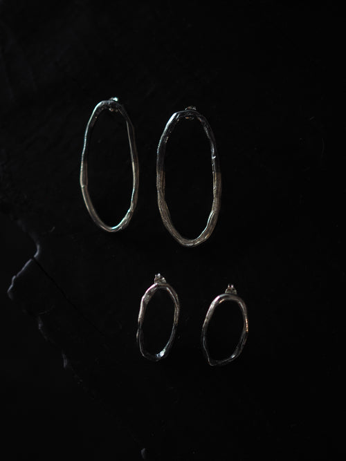 Oval earrings / small, large