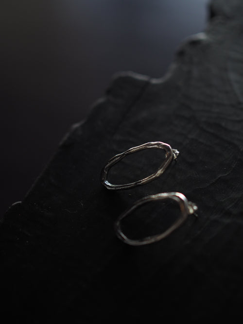 Oval earrings / small, large