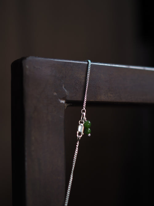 Conch Shell / Silver Necklace with Green Jade