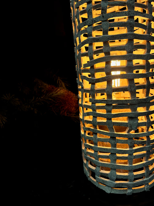 Hinaki sculptural Lamp, ver 2