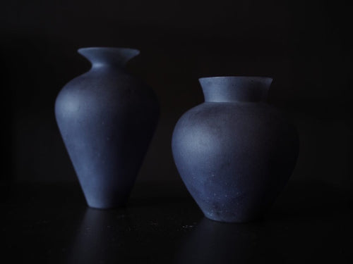 Black Glass Vase, ver.3