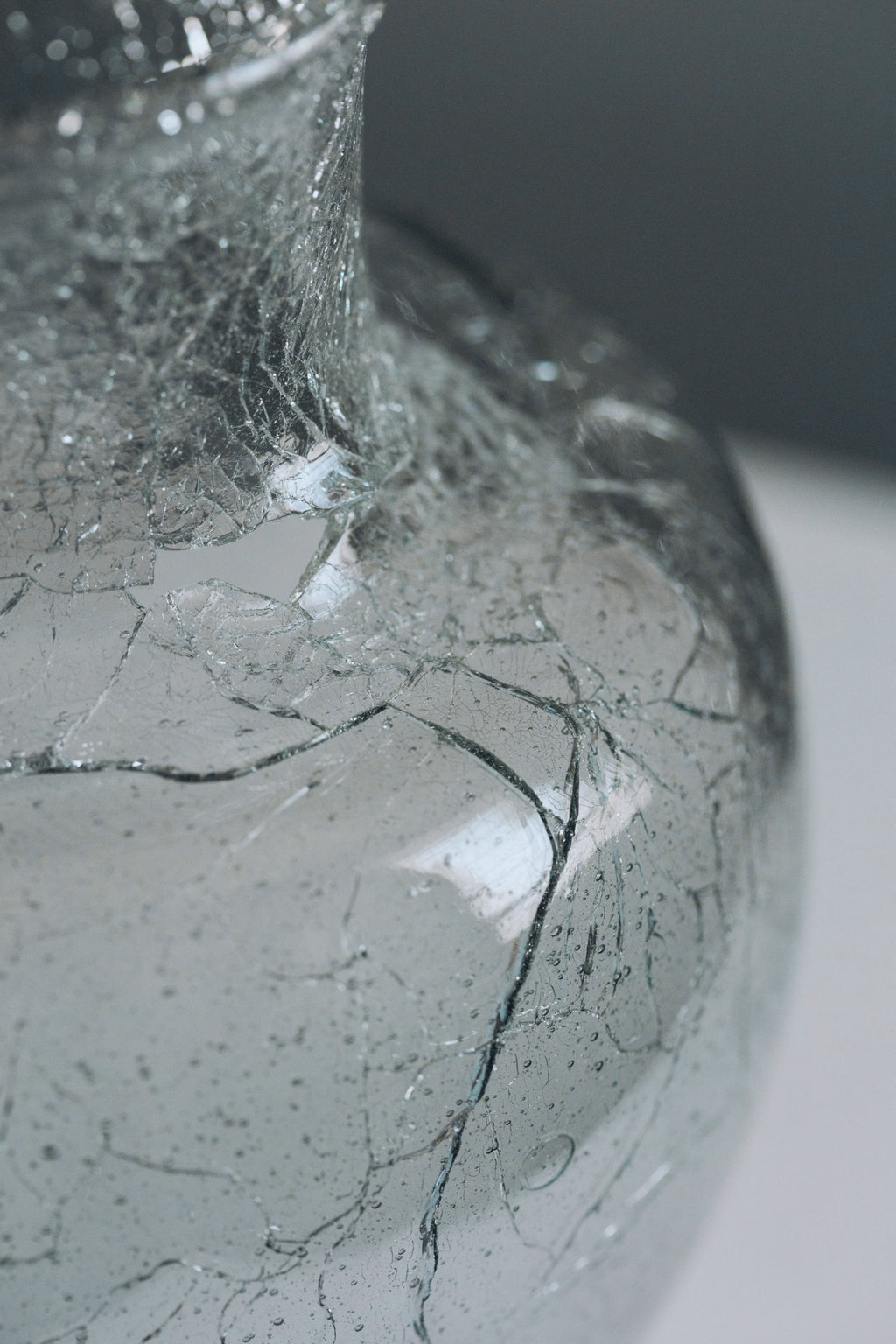 Glass Vase Sculpture - KS03